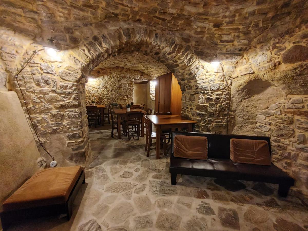 Borgo Sciugolo Bed & Breakfast Baselice Bagian luar foto