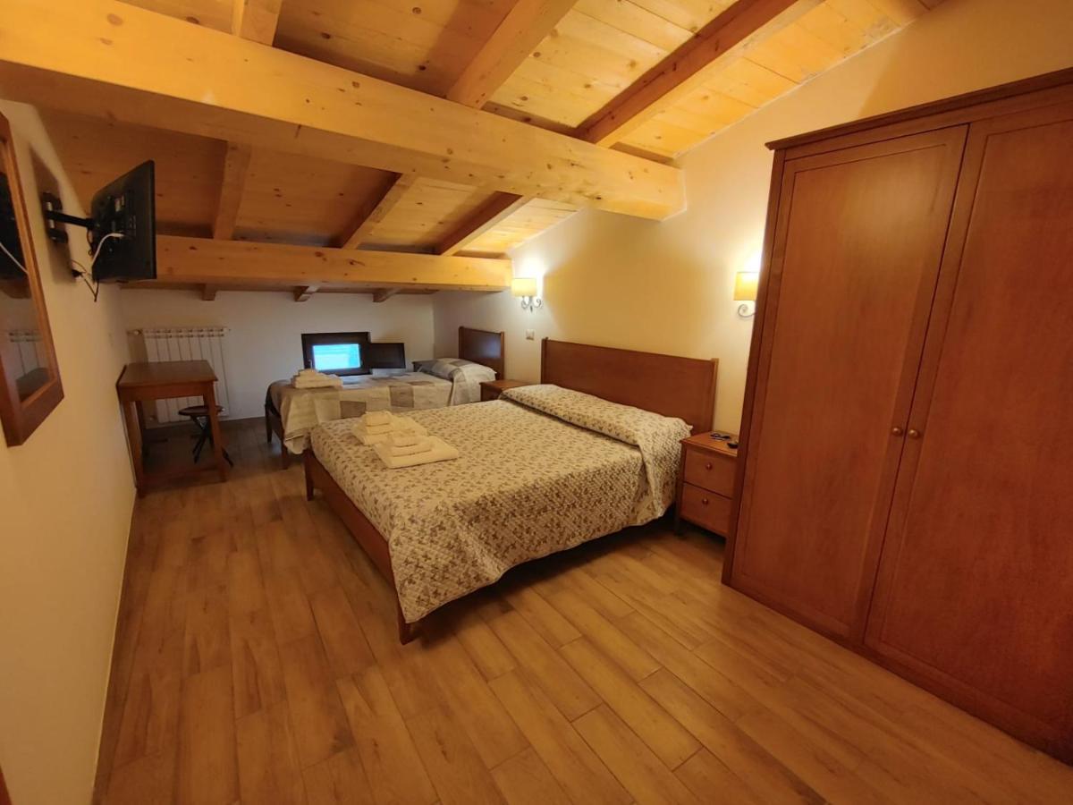 Borgo Sciugolo Bed & Breakfast Baselice Bagian luar foto