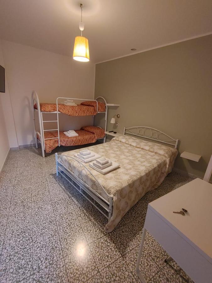 Borgo Sciugolo Bed & Breakfast Baselice Bagian luar foto