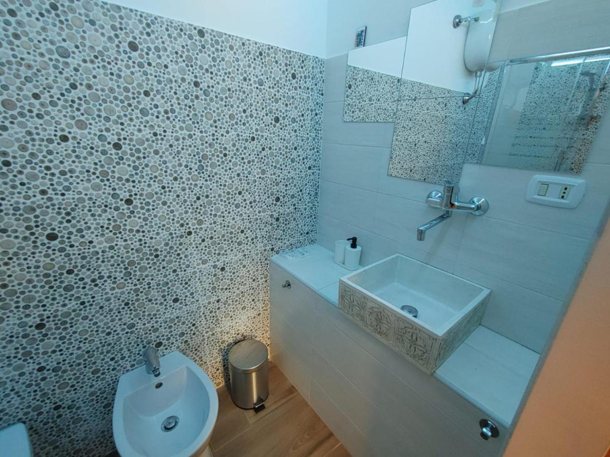 Borgo Sciugolo Bed & Breakfast Baselice Bagian luar foto