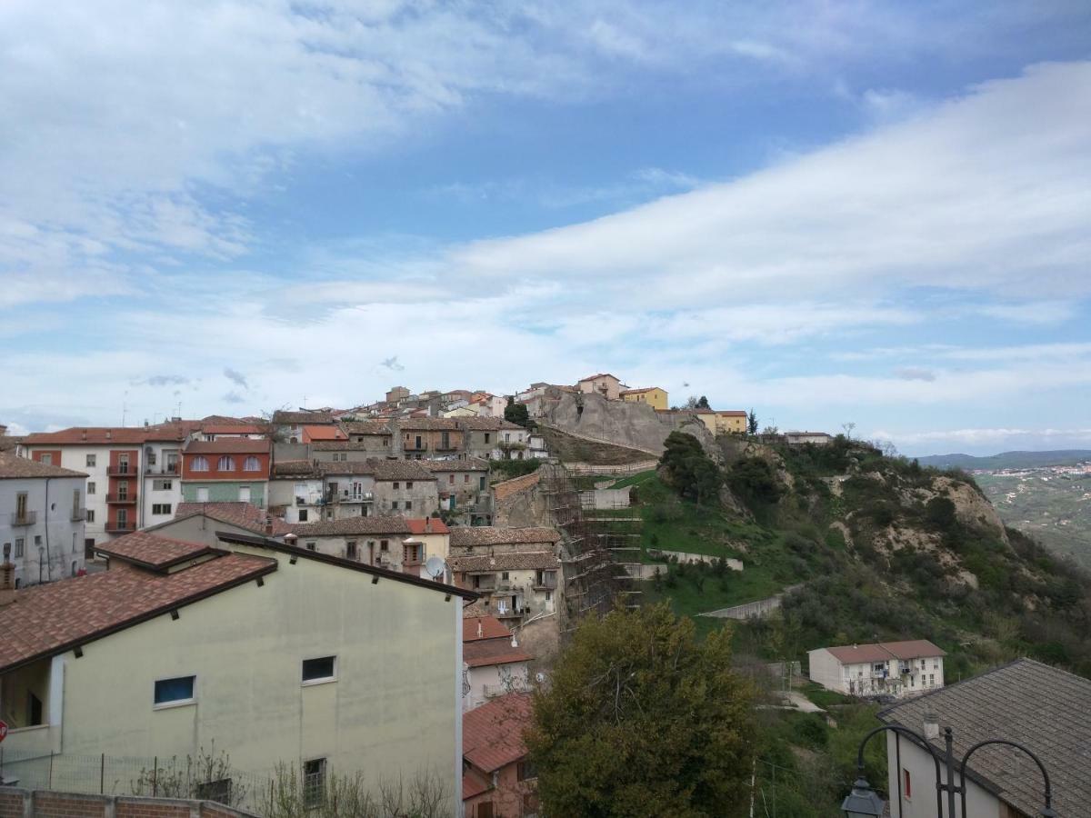 Borgo Sciugolo Bed & Breakfast Baselice Bagian luar foto